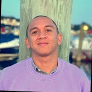 Amador Pilapil, Head of People at fluz, headshot.